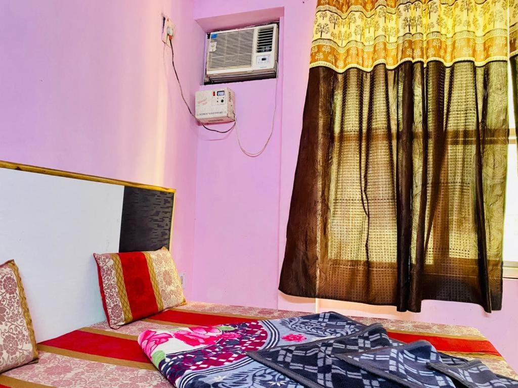 Hotel Hari Ganga - Harkipauri Road Haridwār Exterior foto